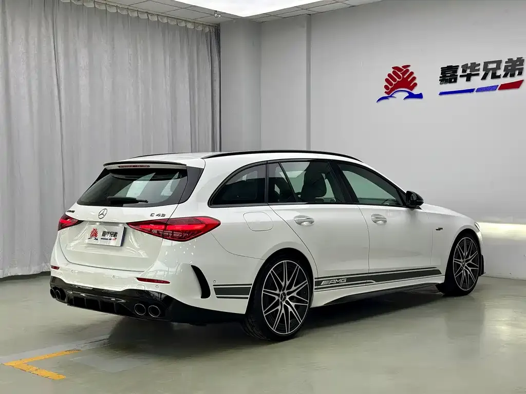 Mercedes-Benz C-Class AMG — фото 3