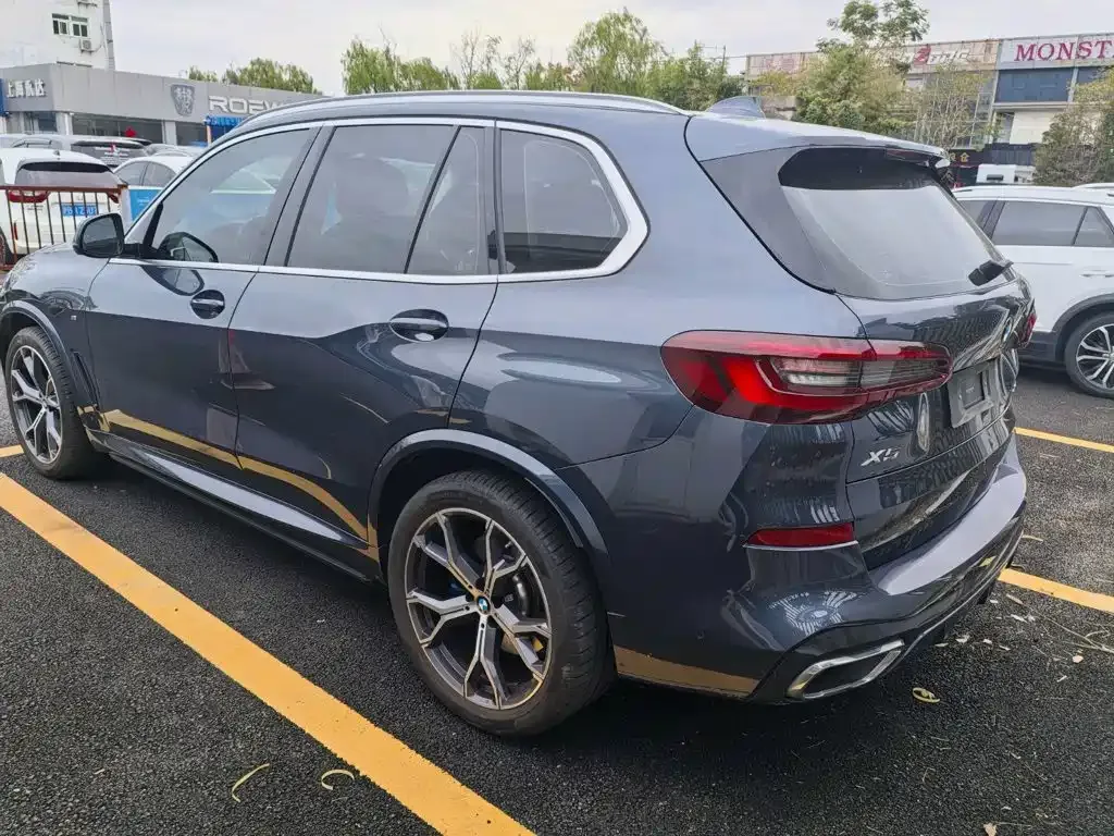 BMW X5 (Import) — фото 7