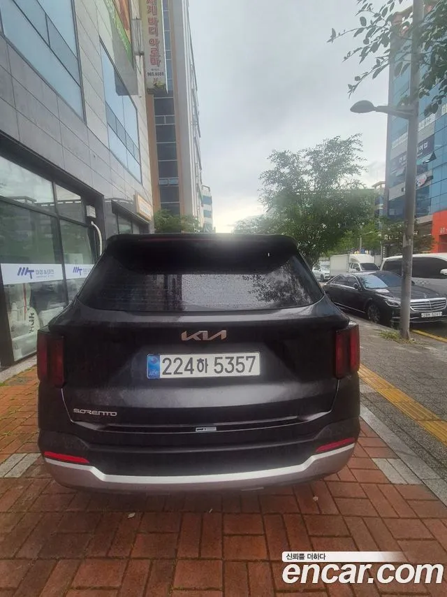 Kia Sorento — фото 9