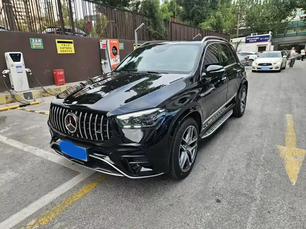 Mercedes-Benz GLE AMG — фото 1