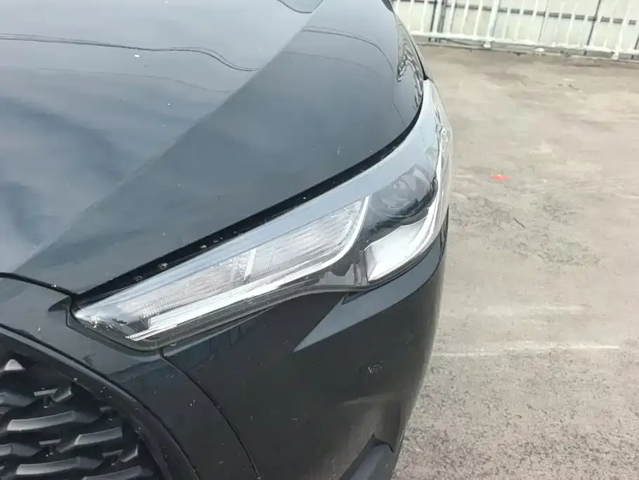 Toyota Corolla Cross — фото 10