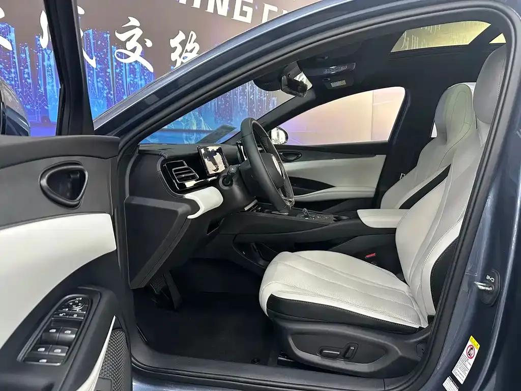 BYD Seal 06 — фото 10