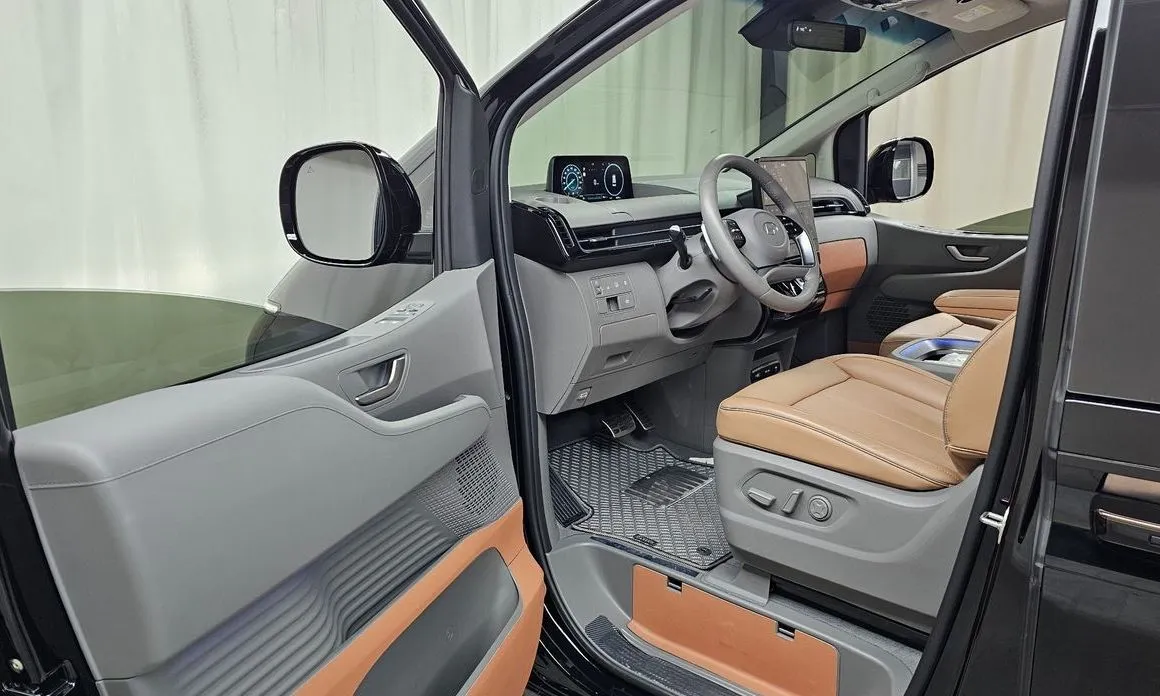 Hyundai Staria — фото 6