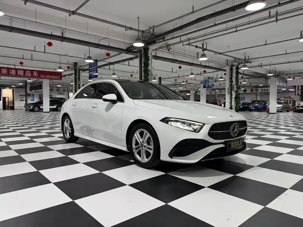 Mercedes-Benz A-Class — фото 9