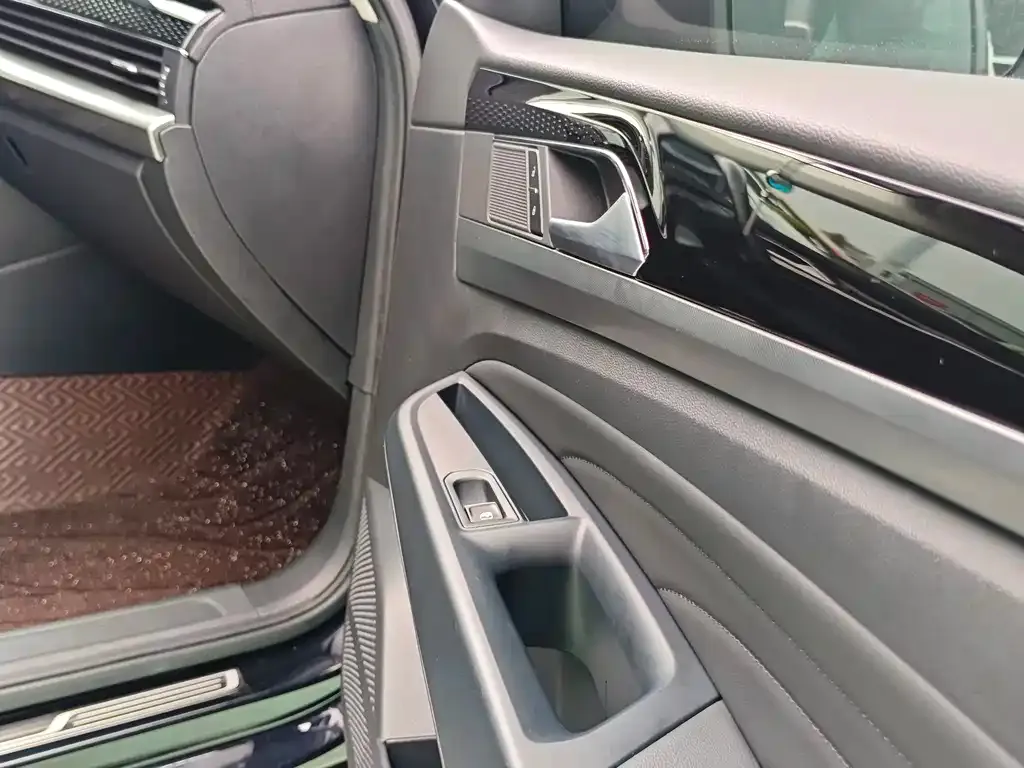 Volkswagen Passat — фото 3