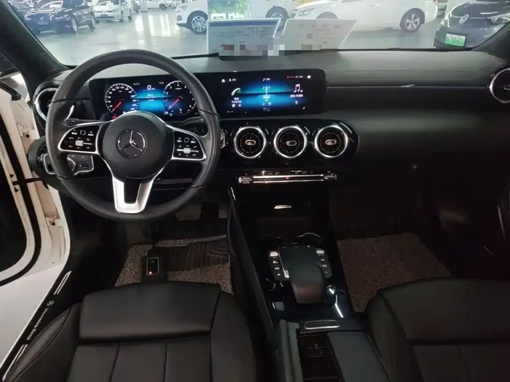 Mercedes-Benz A-Class — фото 2