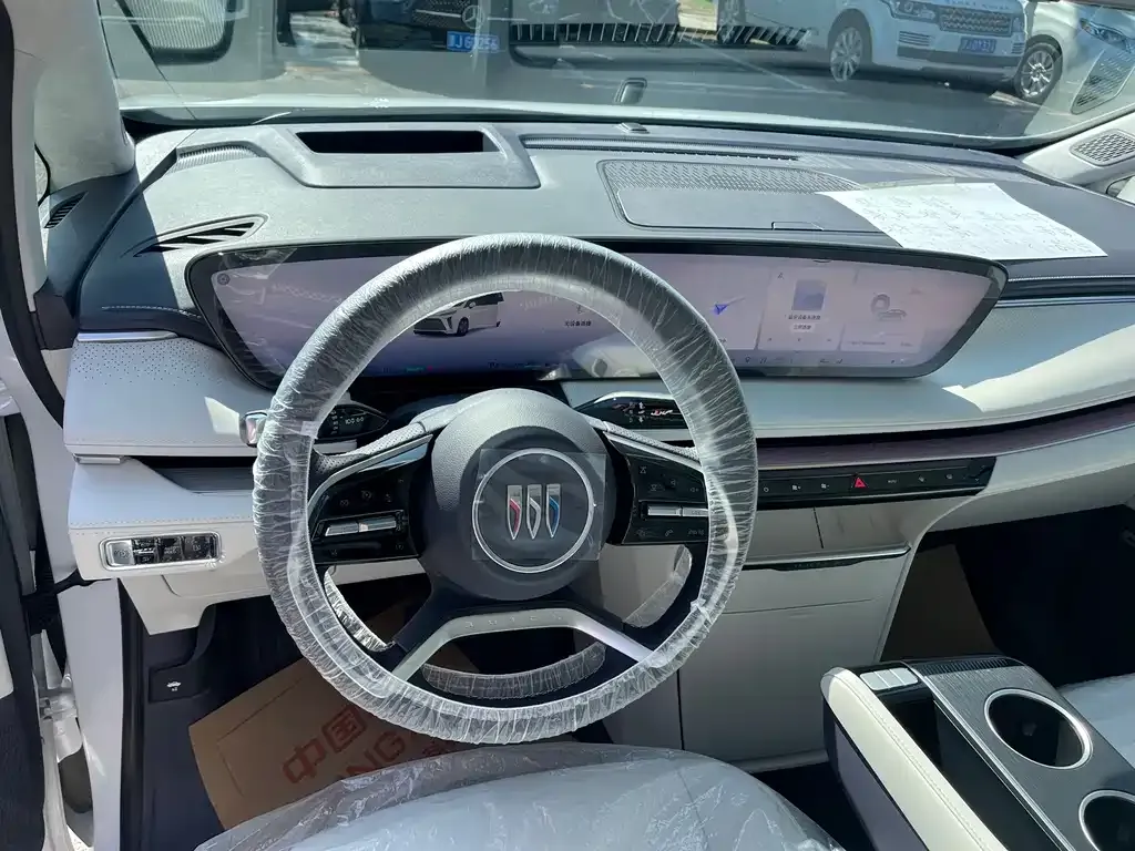 Buick GL8 Hybrid — фото 4