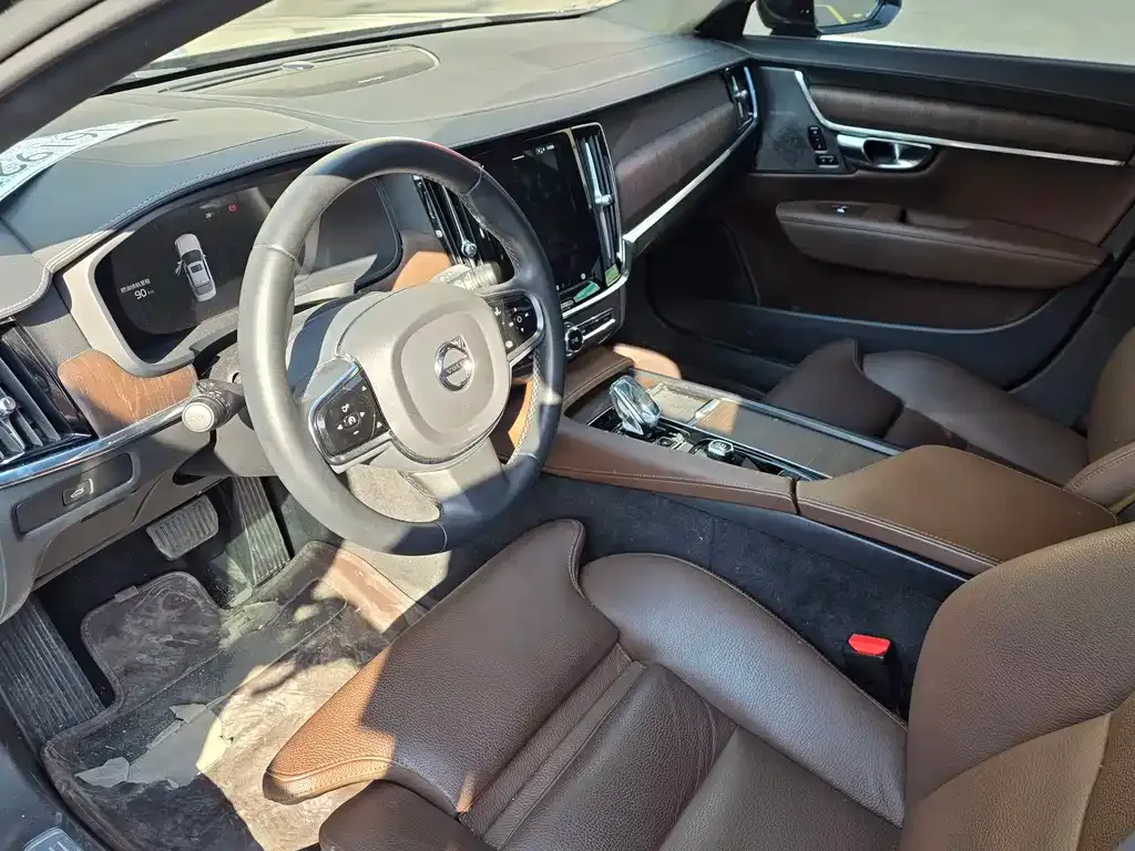 Volvo S90 — фото 2