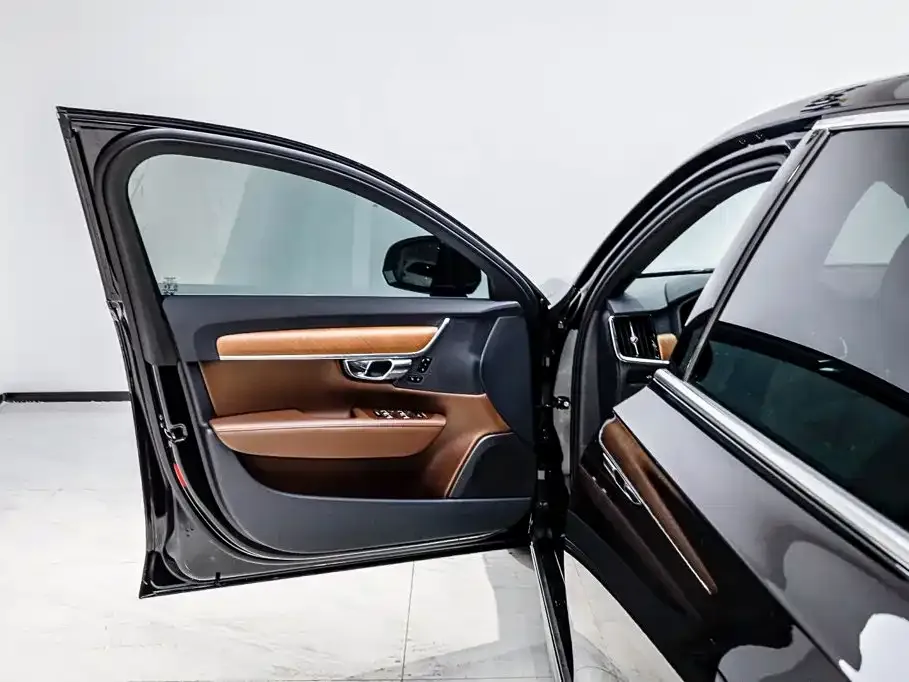 Volvo S90 — фото 2