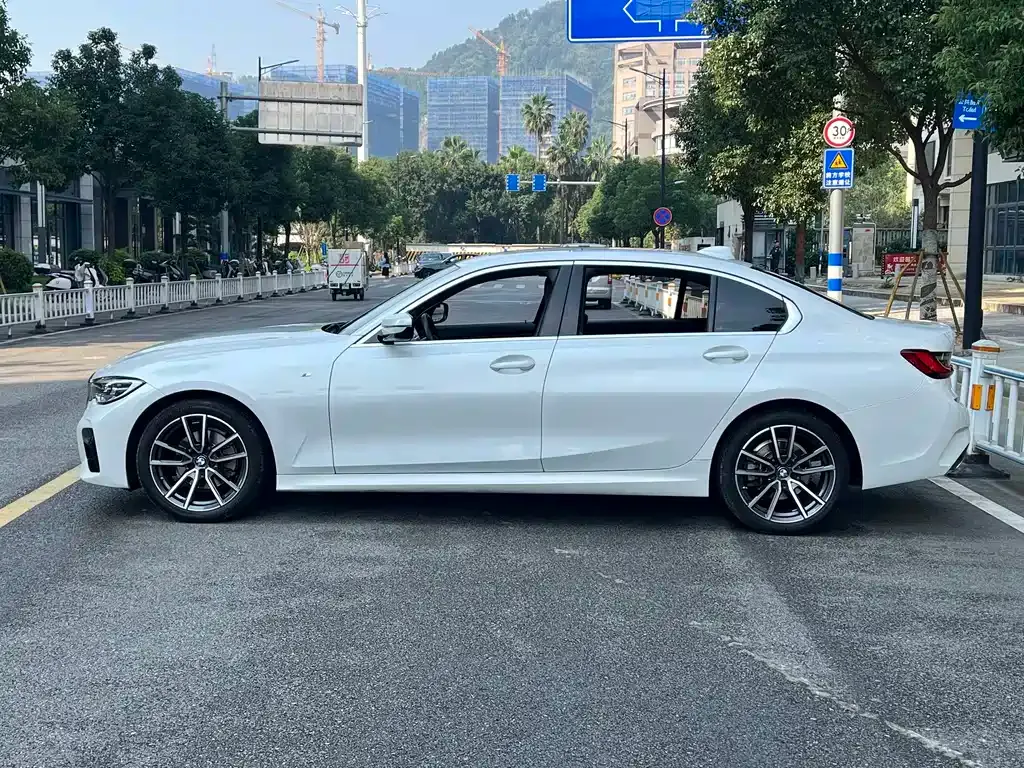 BMW 3 Series — фото 8
