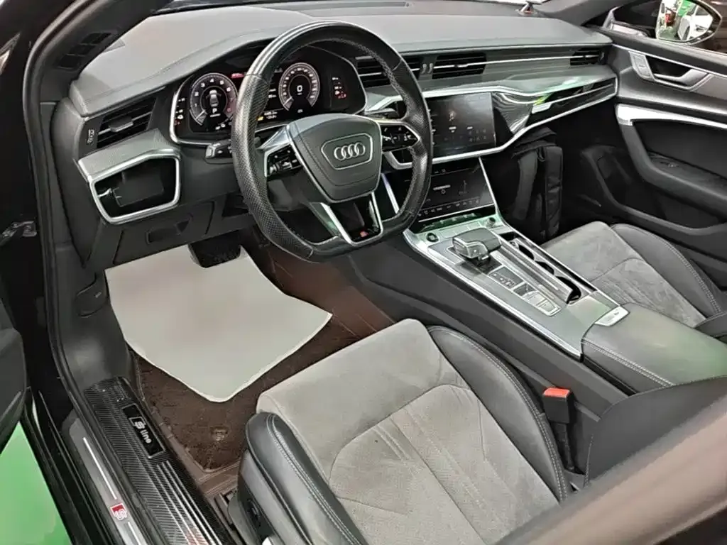Audi A6L New Energy — фото 10