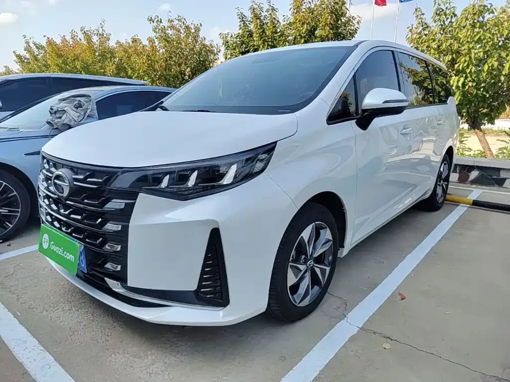 GAC Motor Trumpchi M6 — фото 1