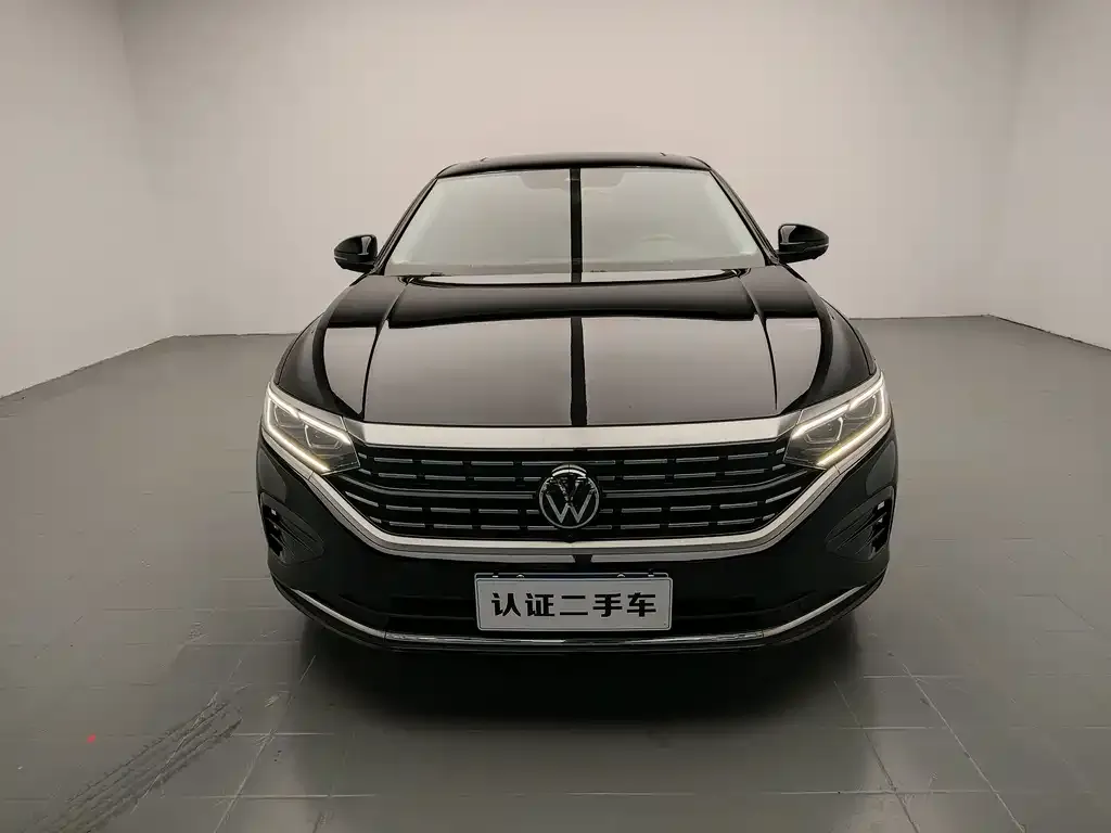 Volkswagen Passat — фото 10