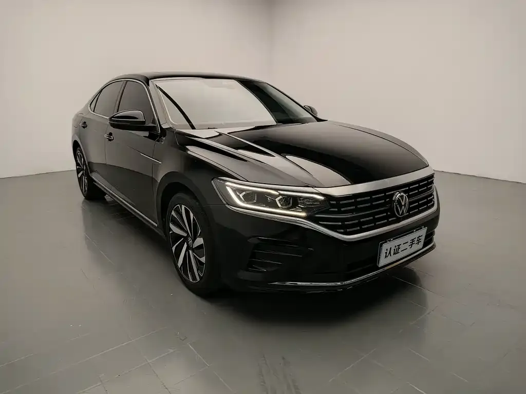 Volkswagen Passat — фото 4