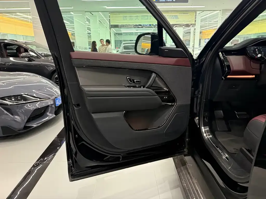 Land Rover Sport — фото 4