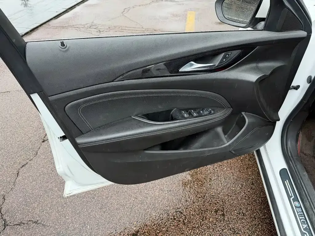 Buick Regal — фото 7