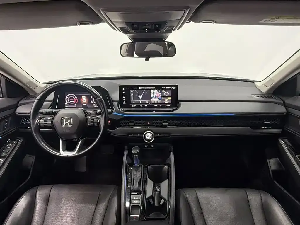 Honda Accord — фото 9