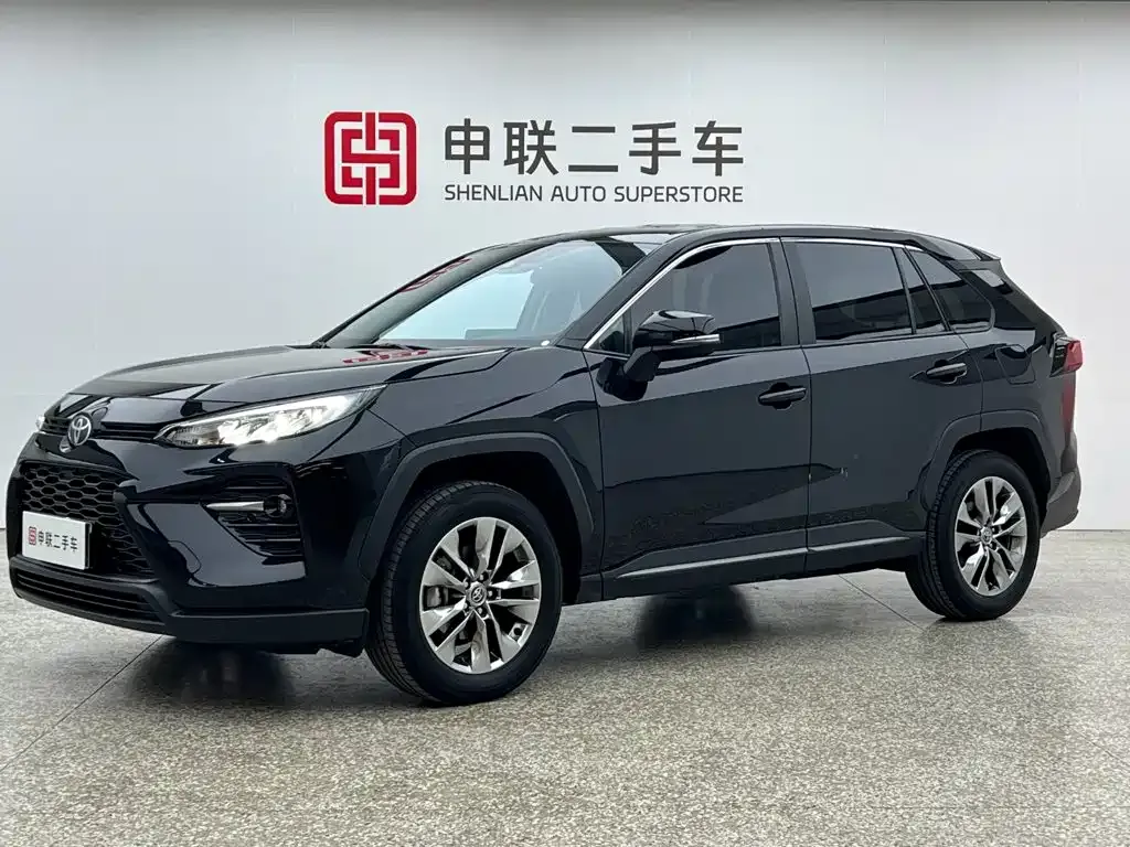 Toyota Wildlander — фото 1