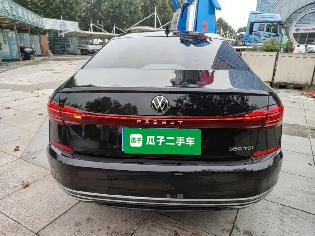 Volkswagen Passat — фото 5