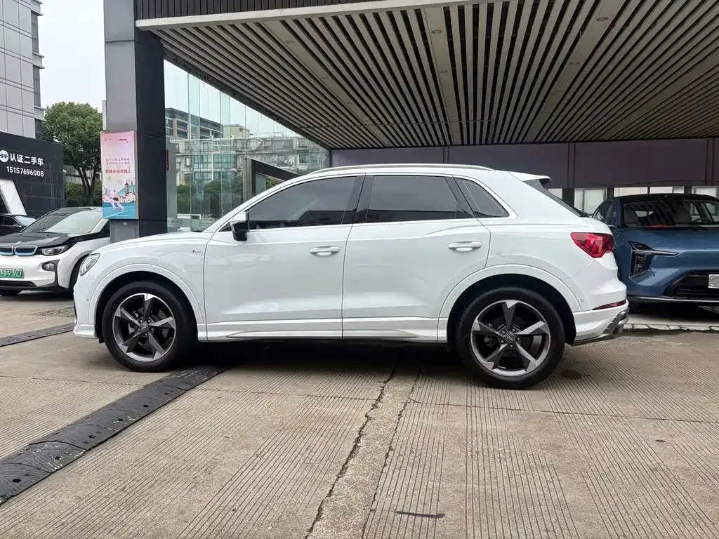 Audi Q3 — фото 6