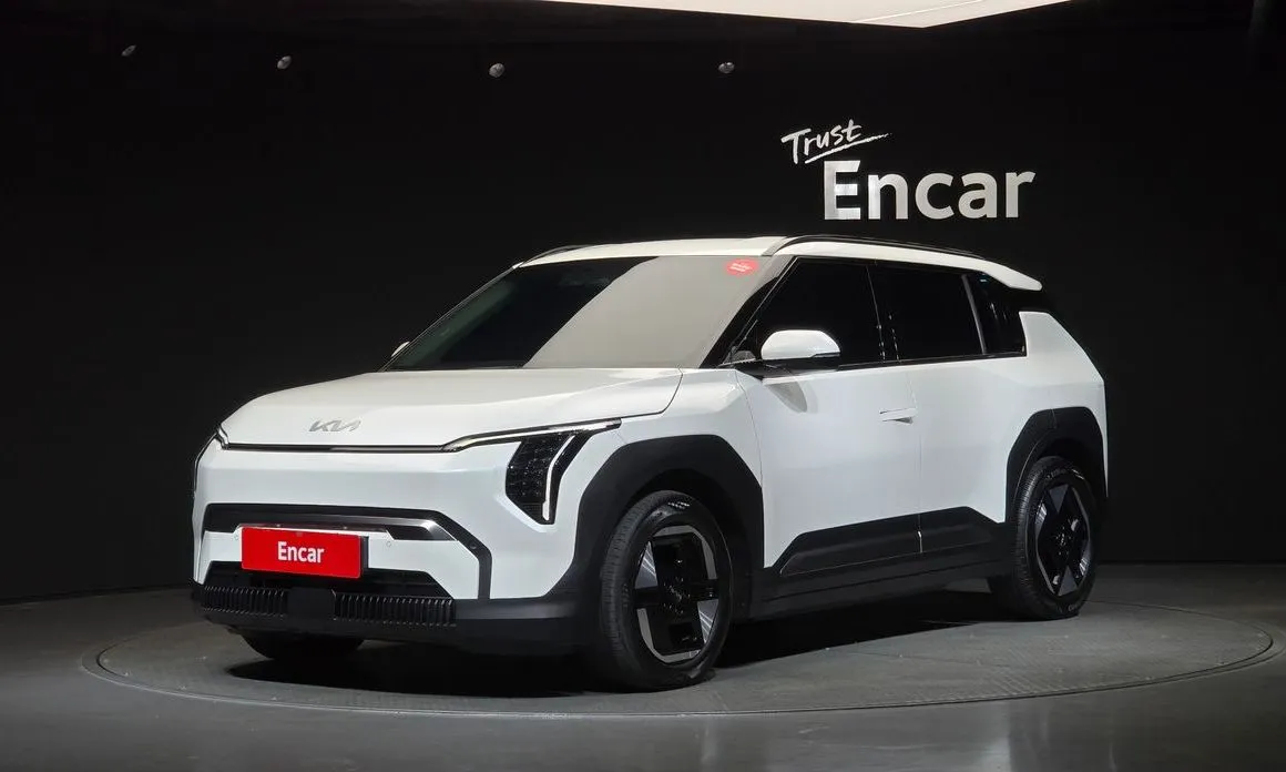 Kia EV3 — фото 1