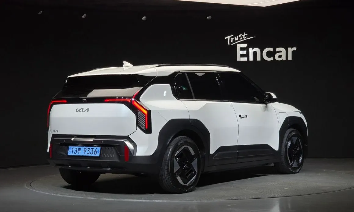 Kia EV3 — фото 3