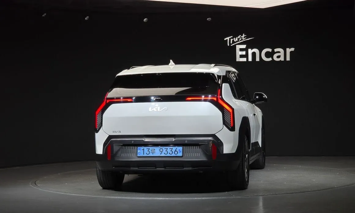 Kia EV3 — фото 4