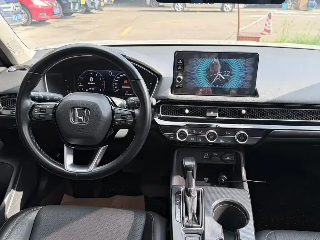 Honda Civic — фото 8