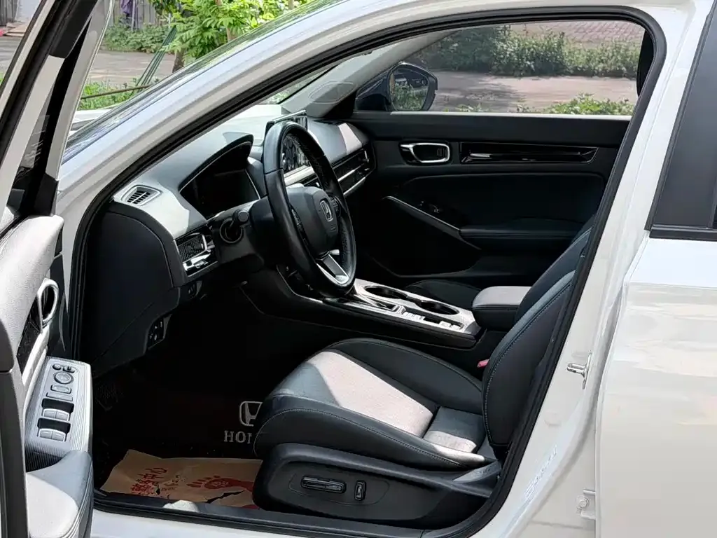 Honda Civic — фото 7