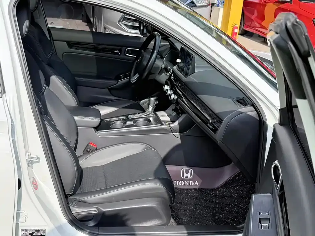 Honda Civic — фото 2