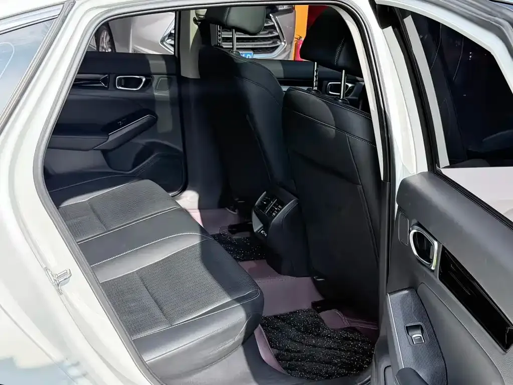 Honda Civic — фото 5