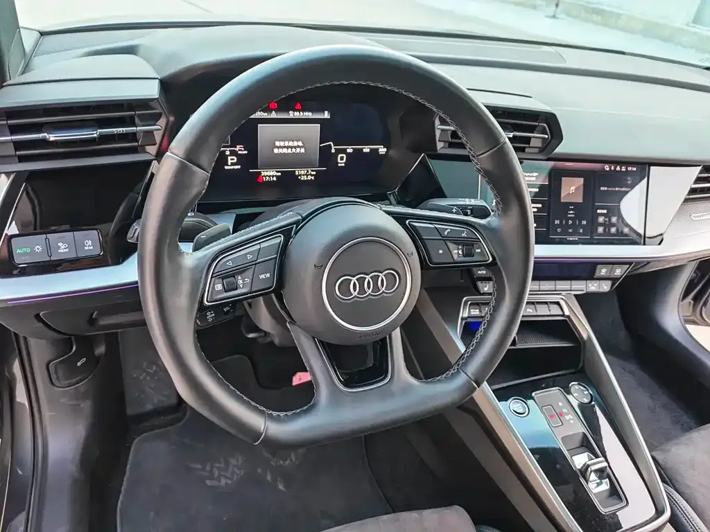 Audi A3 — фото 10