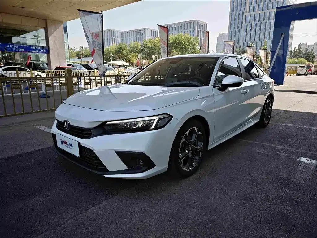 Honda Civic — фото 1