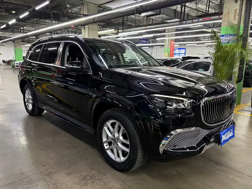 Mercedes-Benz GLS — фото 10