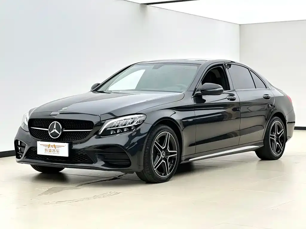 Mercedes-Benz C-Class — фото 1