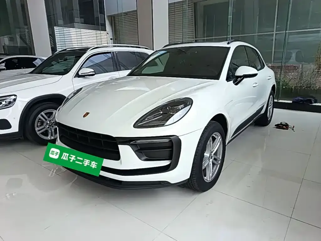 Porsche Macan — фото 1