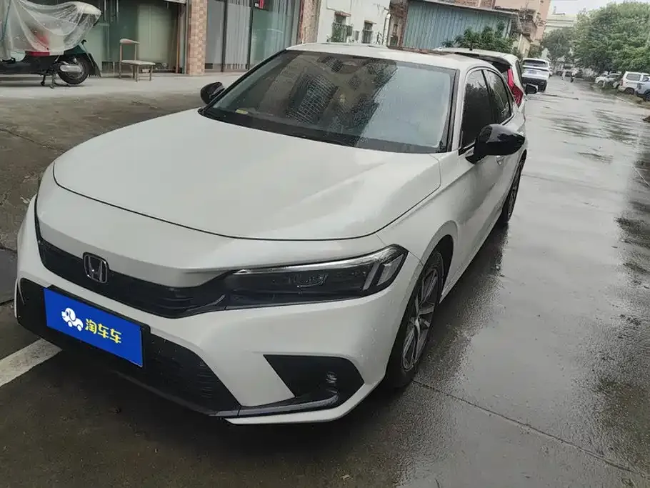 Honda Civic — фото 1