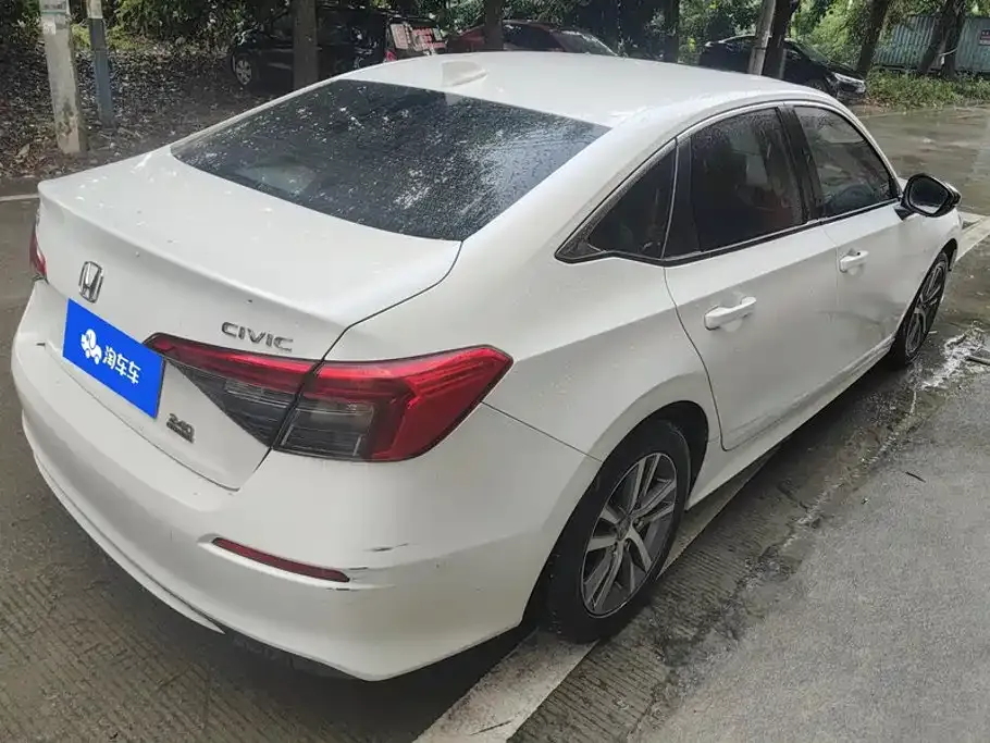 Honda Civic — фото 3