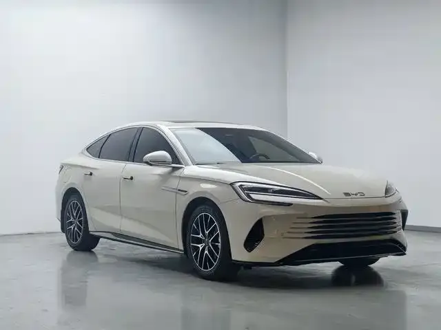 BYD Seal — фото 8