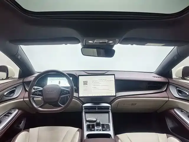 BYD Seal — фото 9