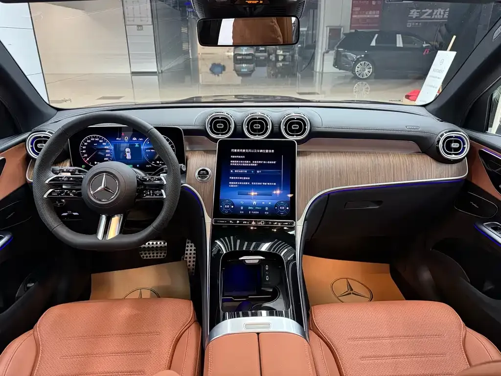 Mercedes-Benz GLC New Energy — фото 5