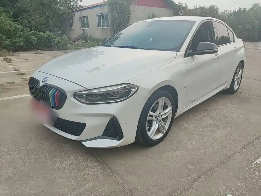 BMW 1 Series — фото 1