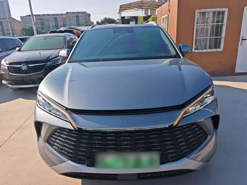 BYD L DM-i — фото 4