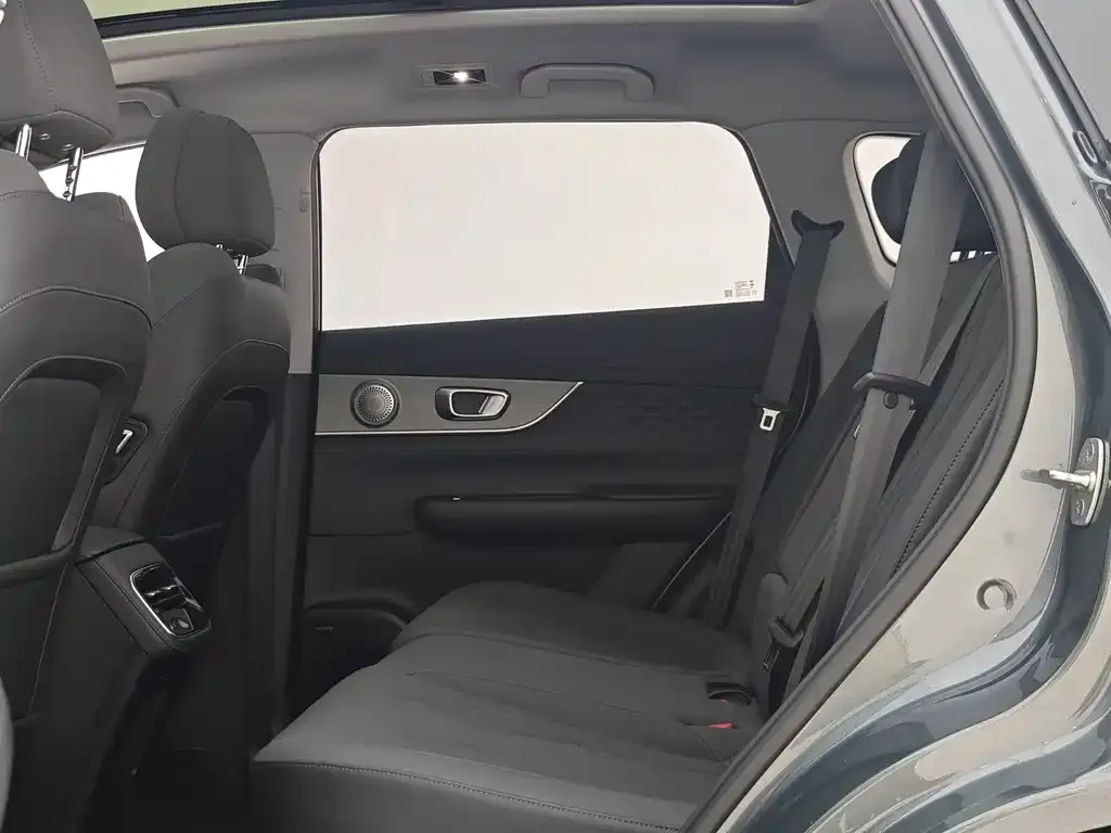 Chery Tiggo 8 PLUS — фото 3