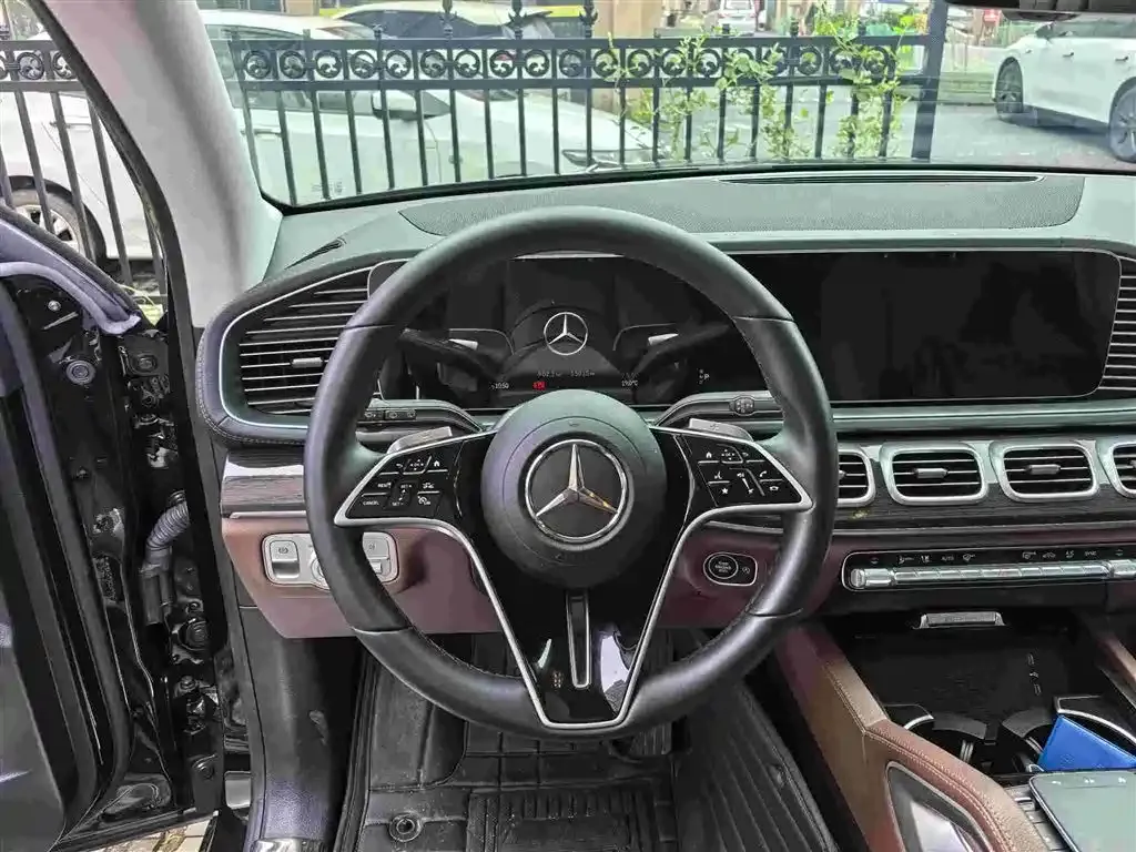 Mercedes-Benz GLE (Import) — фото 4