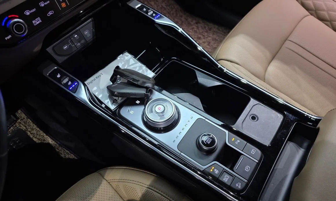 Kia Sorento — фото 3