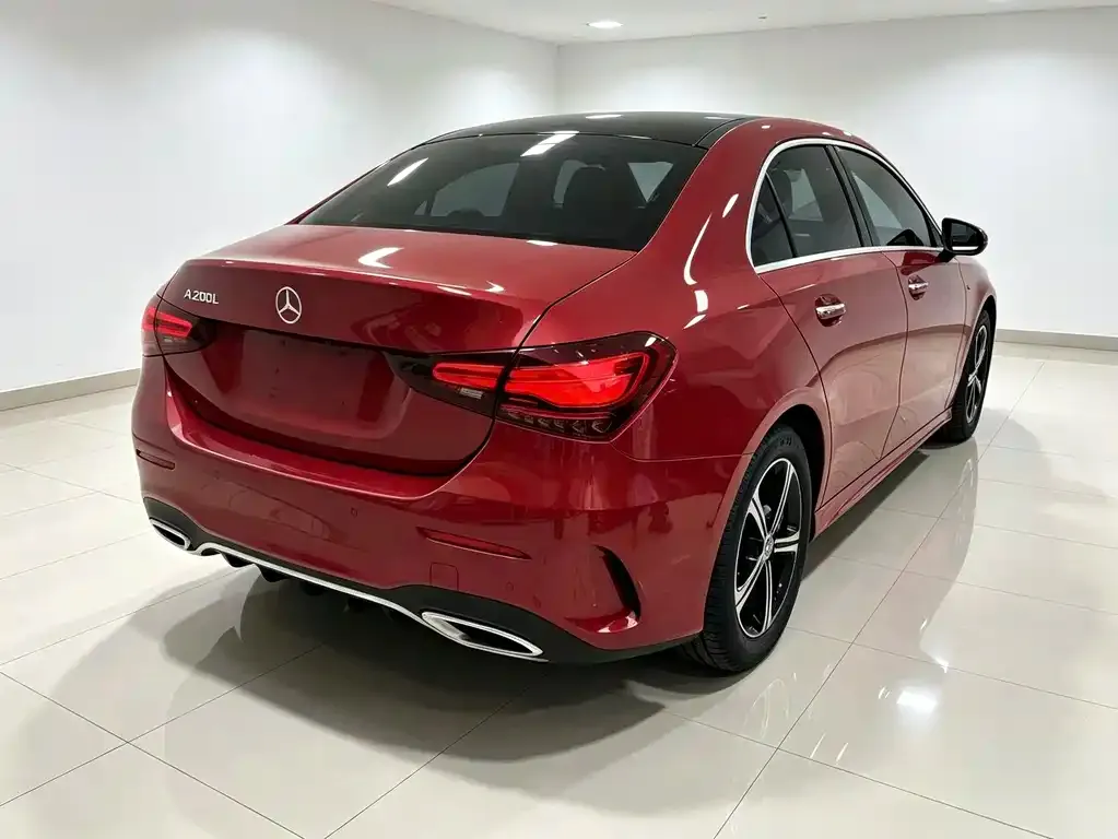 Mercedes-Benz A-Class — фото 8