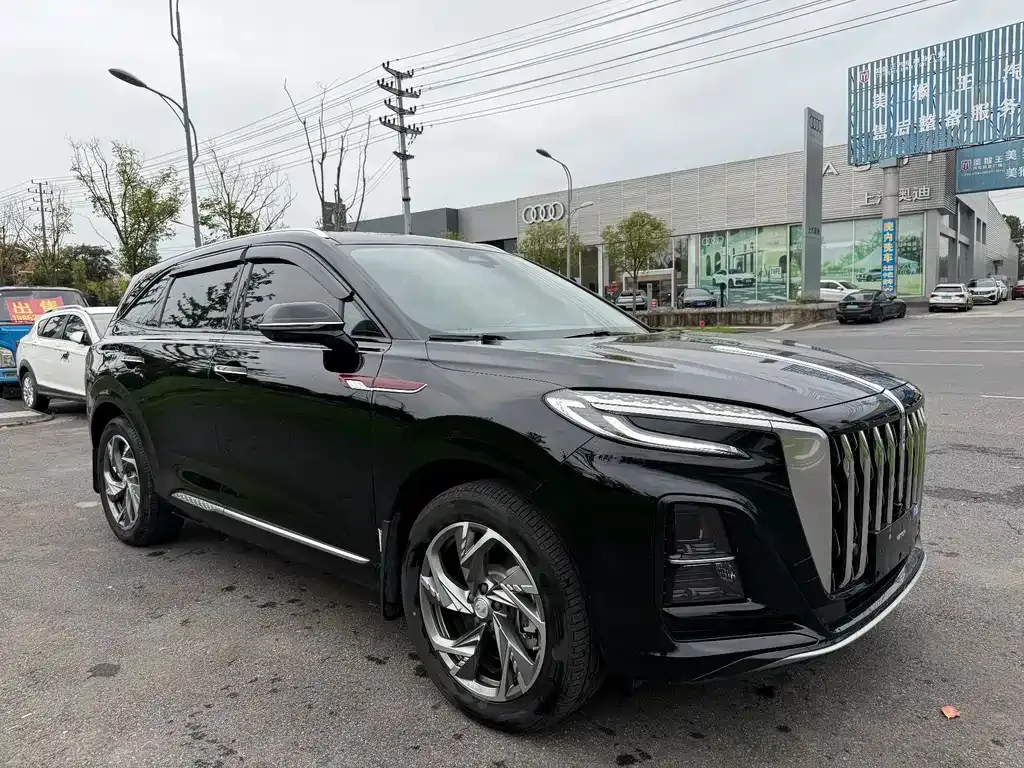 Hongqi HS3 PHEV — фото 3