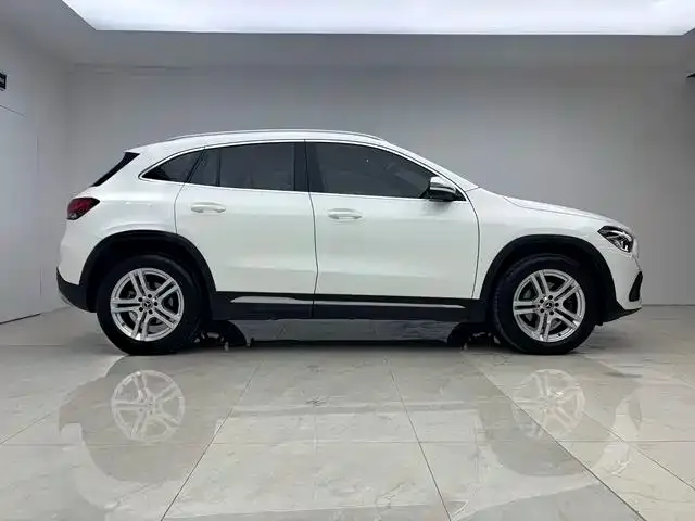 Mercedes-Benz GLA — фото 7