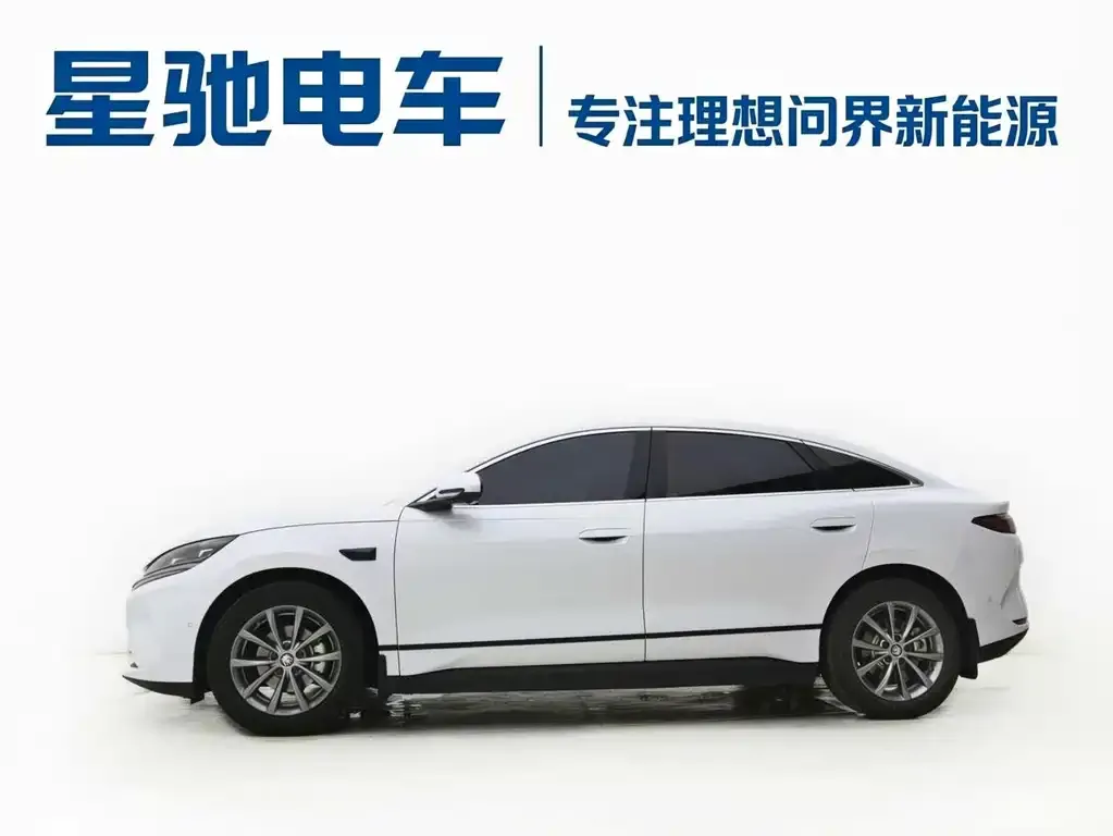 BYD Qin L — фото 10